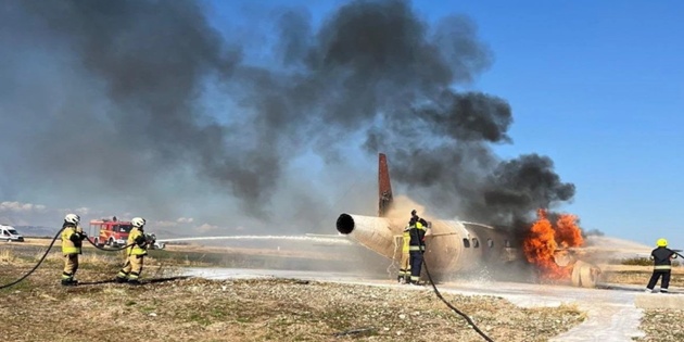 Adıyaman Havalimanı’nda Yangını Tatbikatı Gerçeğini Aratmadı
